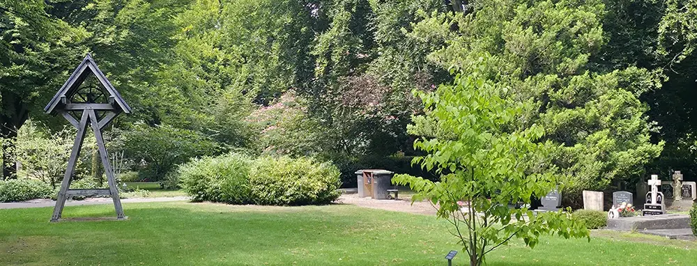 Uitzicht op het bosrijke park in Borne. Uitvaartvereniging Borne denkt mee.